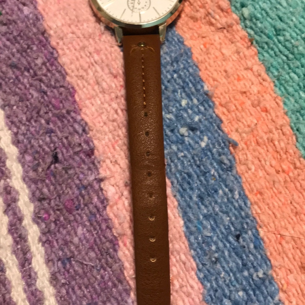 Watch - Picture 3 of 3